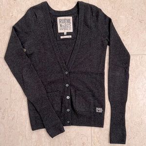 Ruehl No.925 Cashmere/Wool Cardigan. Charcoal grey. Size small